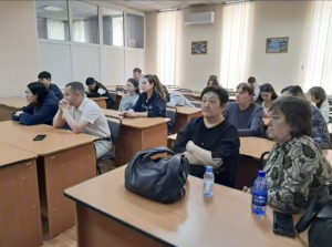 Круглый стол для студентов и научных сотрудников под названием «От идеи до защиты»